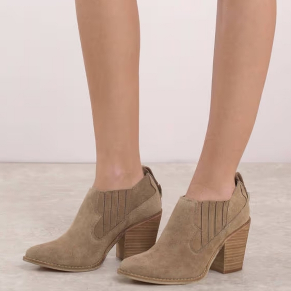 Chinese Laundry Shoes - CHINESE LAUNDRY SONOMA SUEDE ANKLE BOOTS - MINK /size 8.5